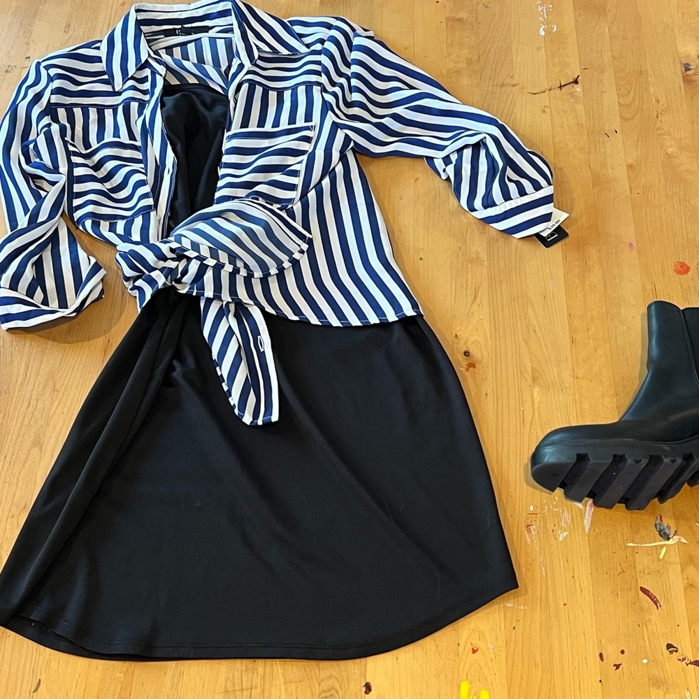 NWT Juniors' Striped Button-Up Shirt